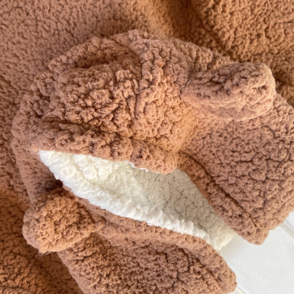 Cozy bear jacket - Picture 6 of 8